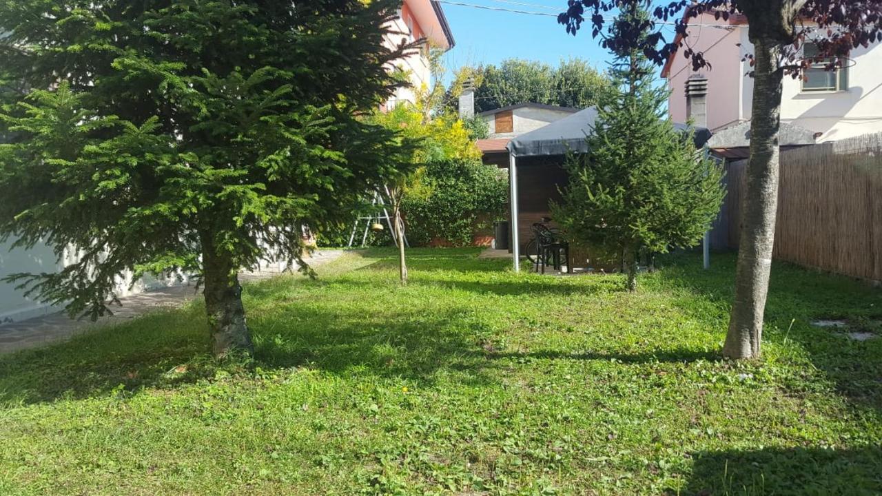 Locazione Mimosa Con Giardino Villa Ostellato Dış mekan fotoğraf