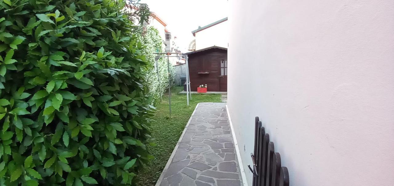 Locazione Mimosa Con Giardino Villa Ostellato Dış mekan fotoğraf